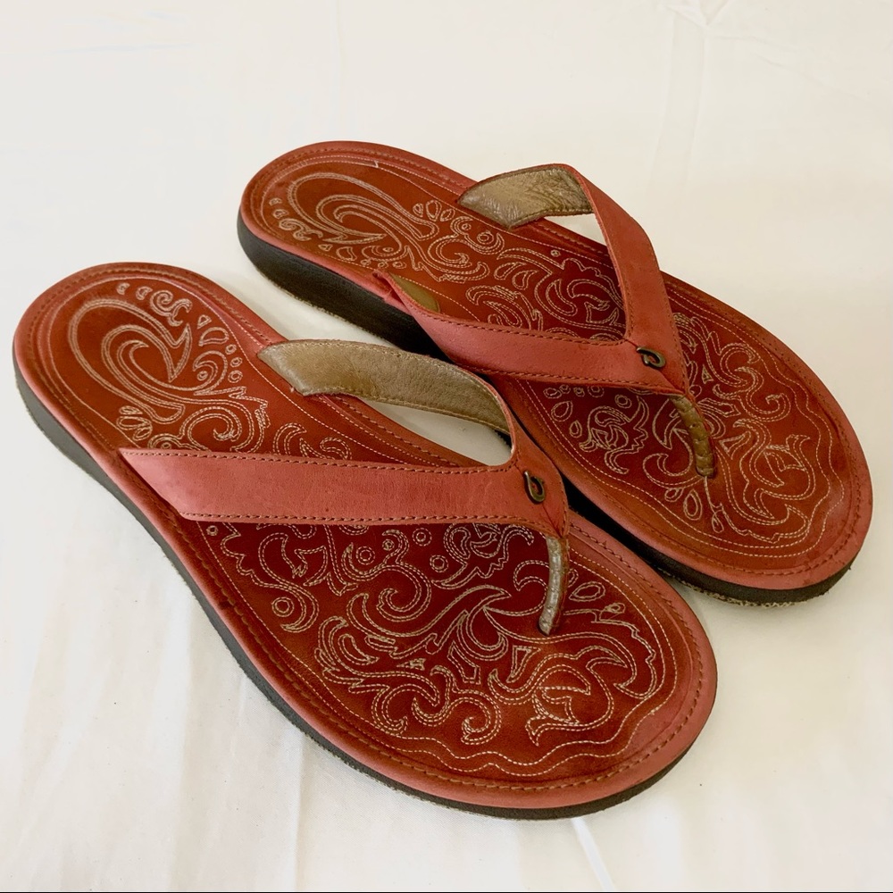 VGUC Women's OluKai Paniolo Sandals in Rose Pink, Size 9